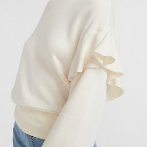 Ruffle sleeve drop shoulder sweatshirt
